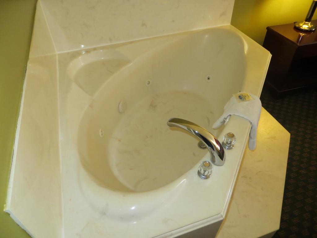 Americas Best Value Inn & Suites Hempstead Zimmer foto